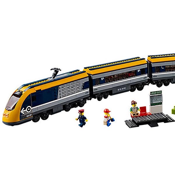 LEGO Пассажирский поезд